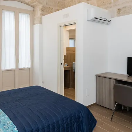 Peter & Dove's House