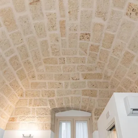 Peter & Dove's House Bed & Breakfast Mola di Bari