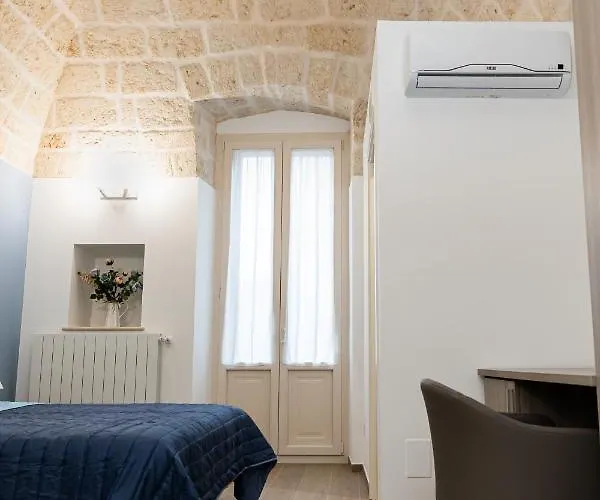 Peter & Dove's House Bed and Breakfast Mola di Bari